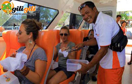 Gili Gili Fast Boat crew services Gili Gili Fast Boat crew services